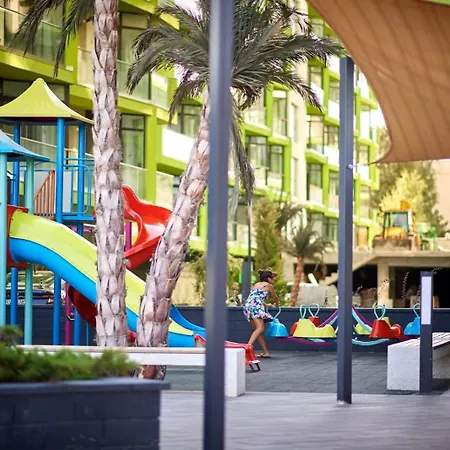 Isabela By Alz 아파트 *