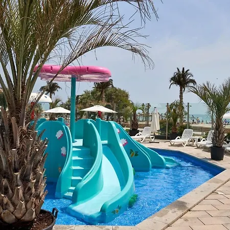 Isabela By Alz 아파트 Năvodari