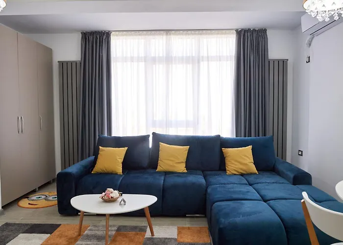 Isabela By Alz Năvodari